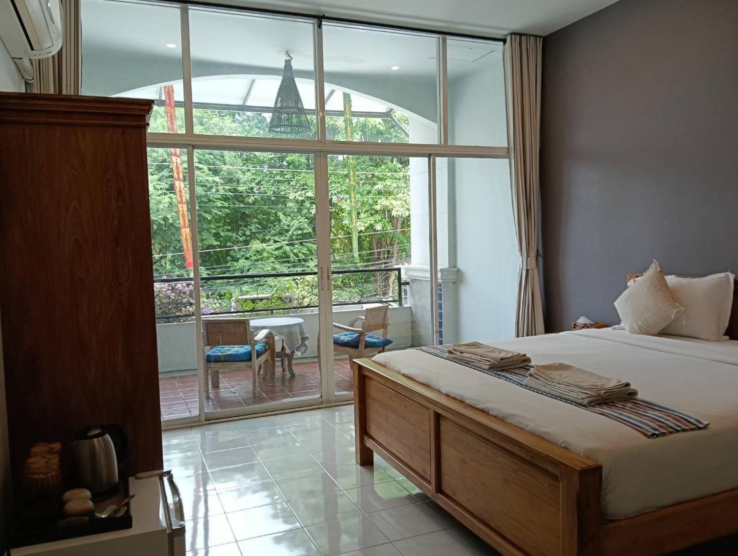 Little Jasmine By The River Phitsanulok Exterior foto
