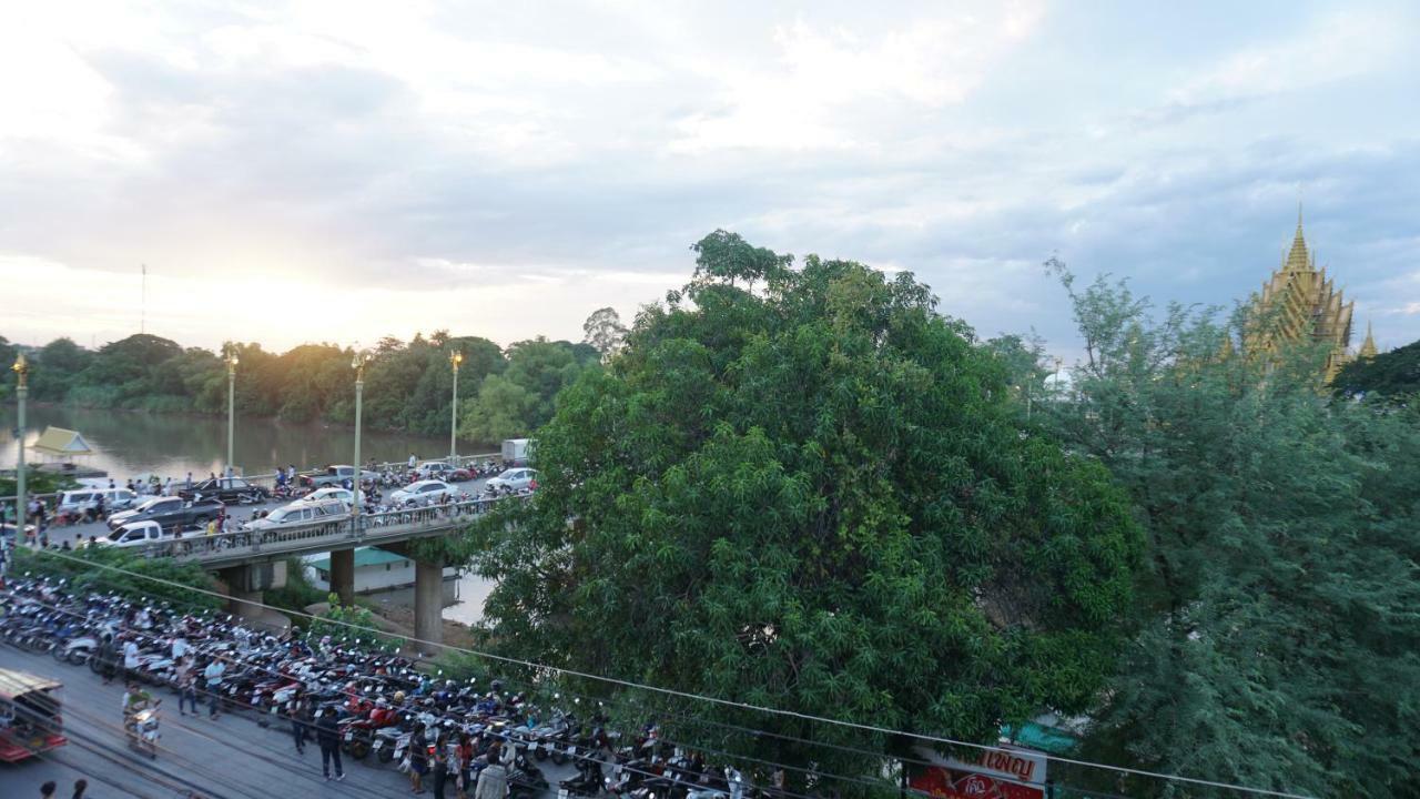 Little Jasmine By The River Phitsanulok Exterior foto