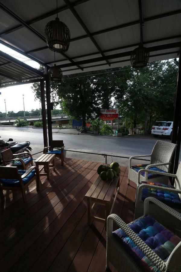Little Jasmine By The River Phitsanulok Exterior foto